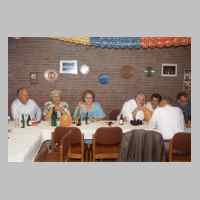 080-2195 10. Treffen vom 1.-3. September 1995 in Loehne - Unser Treffen ist auch ein Treffen fuer Geschwister und Verwandte.JPG